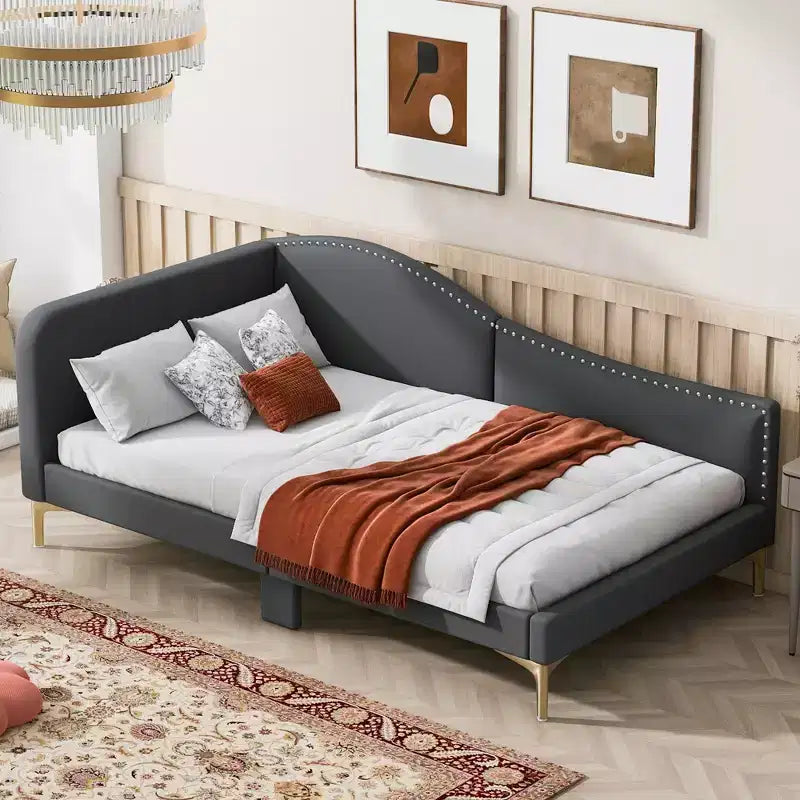 Lit de repos rembourré jumeau et double beige/gris avec tête de lit et accoudoirs, pour 1 à 2 personnes