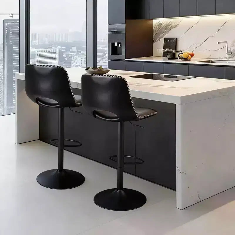 Tabouret de bar pivotant noir réglable pour 1 personne, en similicuir sans accoudoirs